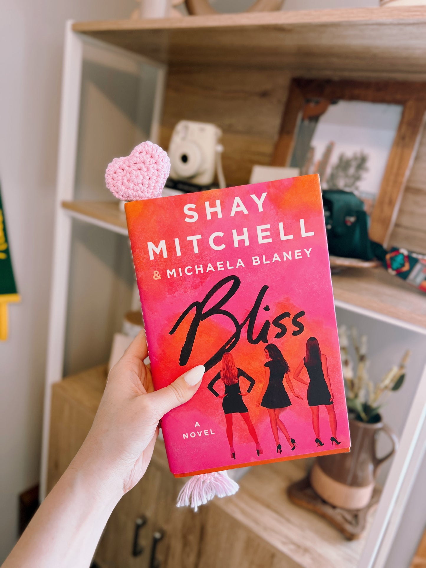 Crochet Heart Bookmark | Pistachio