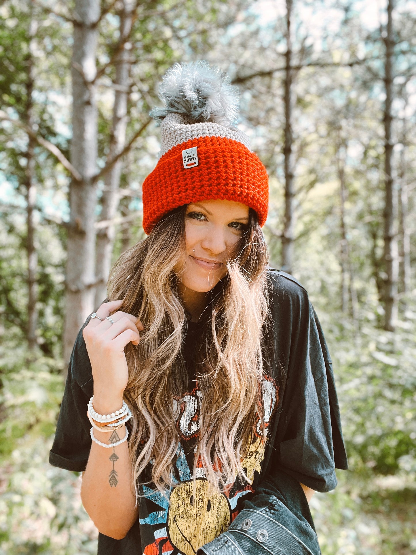 Minny Foldover Beanie | Bright Red & Tan