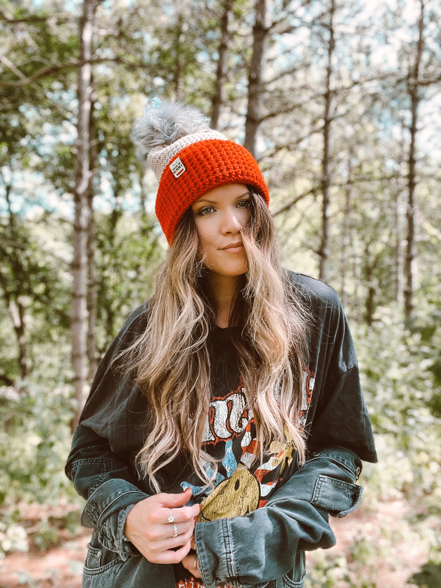 Minny Foldover Beanie | Bright Red & Tan