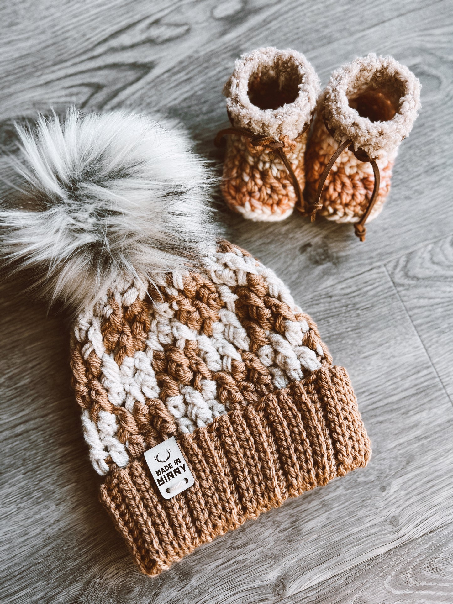 Baby Beanie & Booties Set [Newborn]