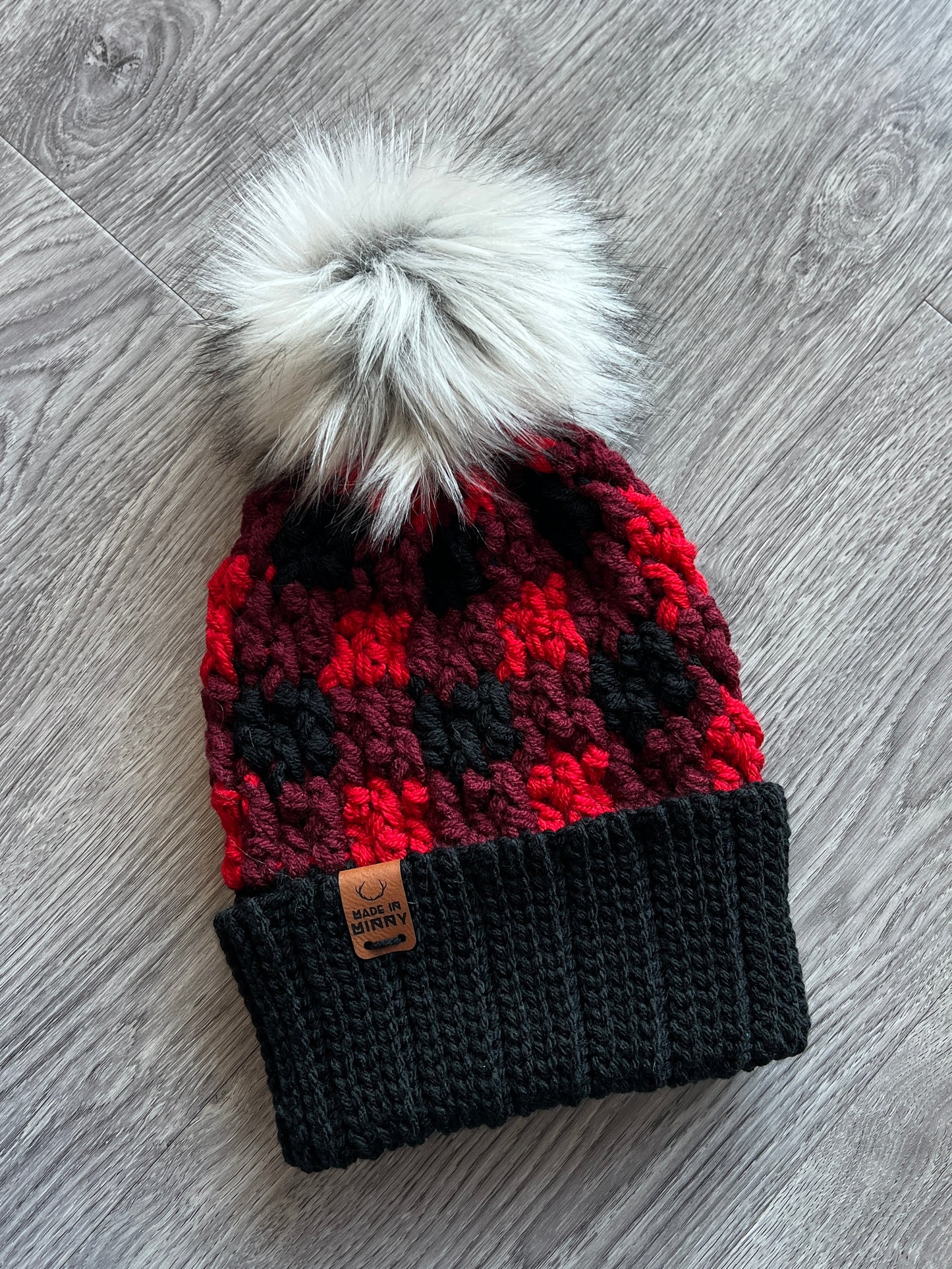 Chunky Plaid Beanie | Black & Red