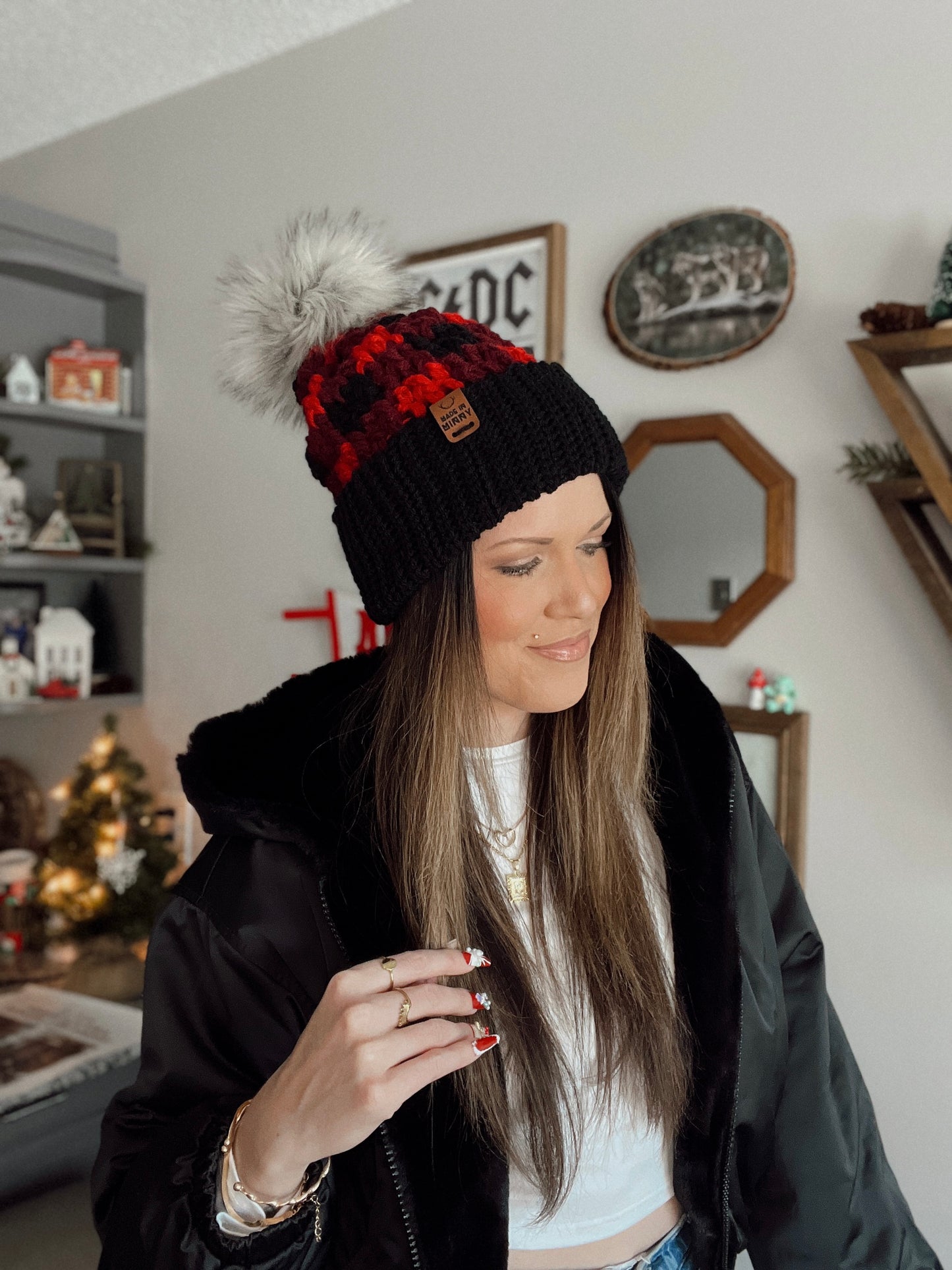 Chunky Plaid Beanie | Black & Red